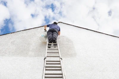 Peinture extérieure au Housseau-Brétignolles — façades et ravalement